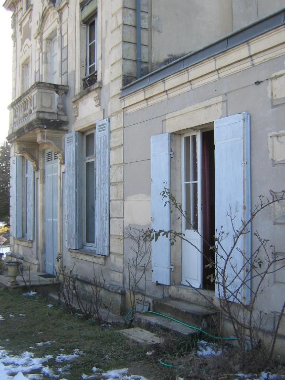 בזאס Chambres & Studios Chateau Saint Vincent חדר תמונה
